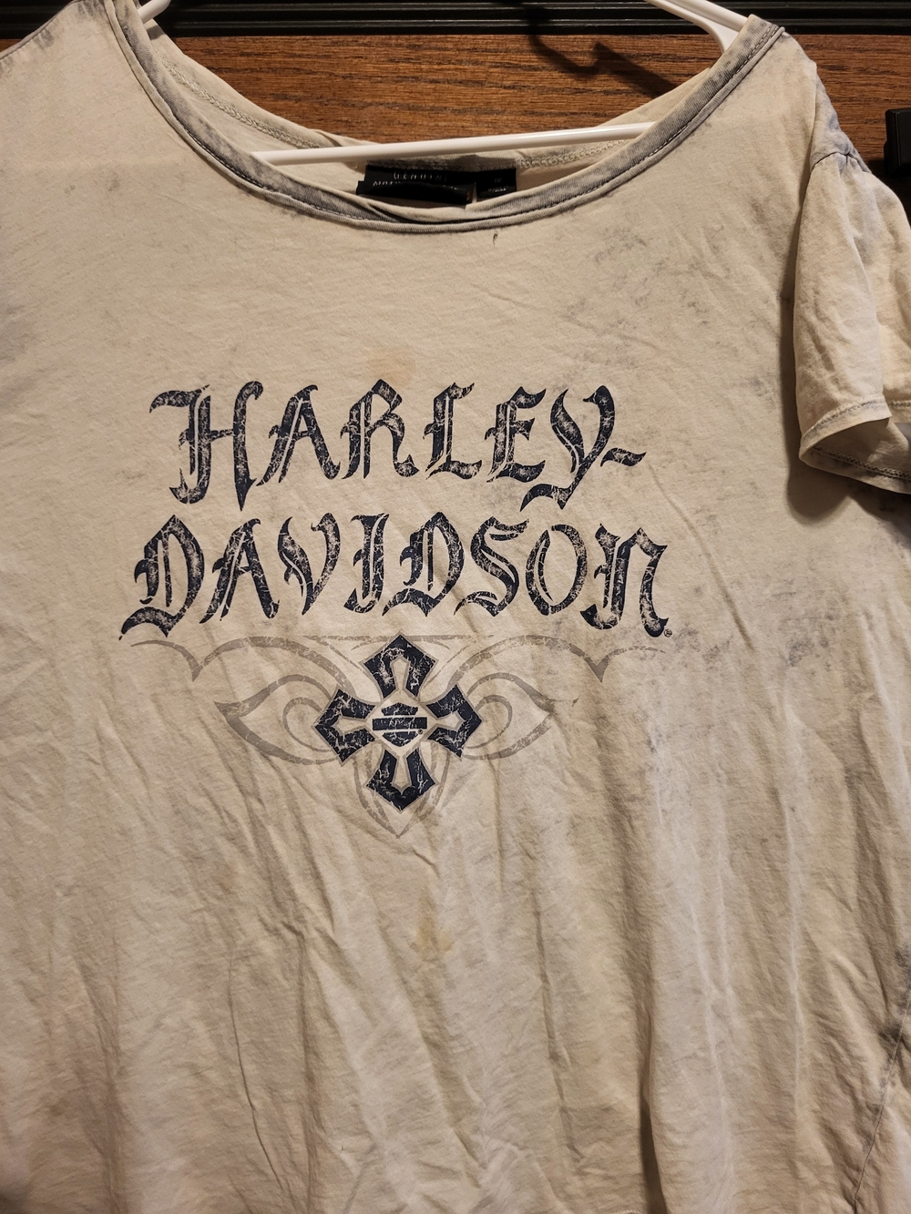 Harley-Davidson Cream Tee with Navy Gothic Logo Distressed Look